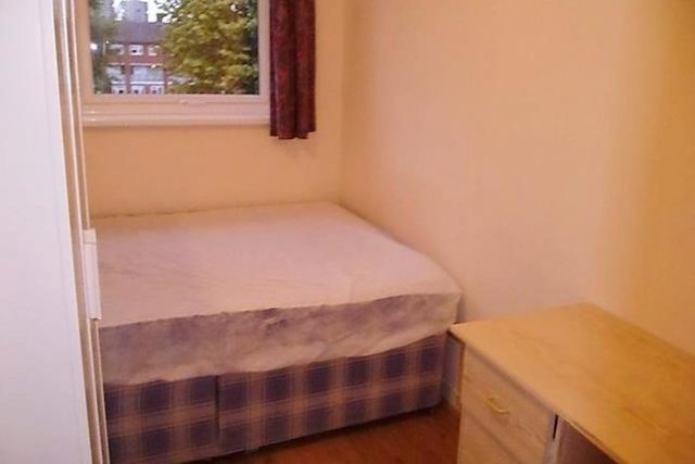  Image of 4 bedroom Duplex to rent in Cooks Road London SE17 at Cooks Road, Kennington/Oval SE17
