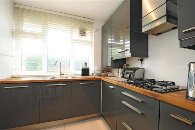  Image of 4 bedroom Flat to rent in Cooks Road London SE17 at Cooks Road, London SE17