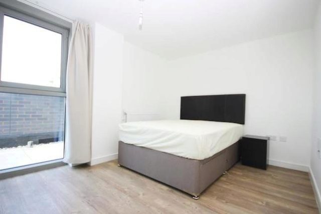  Image of 4 bedroom Terraced house to rent in Manchester Road London E14 at Manchester Road, Isle Of Dogs E14