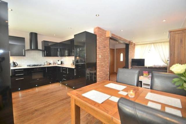  Image of 4 bedroom Town House for sale in Guibal Road London SE12 at Guibal Road, London SE12