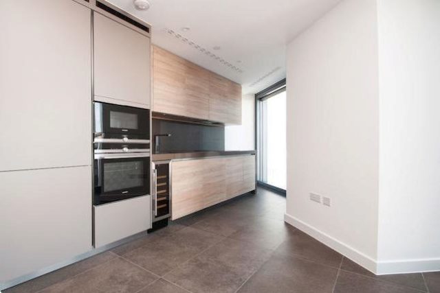  Image of 1 bedroom Flat to rent in City Road London EC1V at Chronicle Tower, 261 City Road, London EC1V