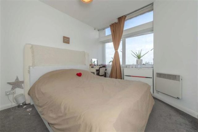  Image of 1 bedroom Flat to rent in Newington Causeway London SE1 at North Block, Metro Central Heights, Elephant And Castle, London SE1