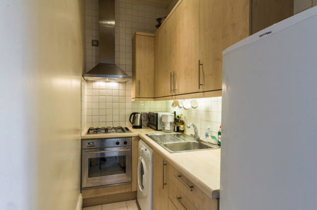  Image of 2 bedroom Detached house for sale in Mapesbury Road London NW2 at 33 Mapesbury Road, London NW2