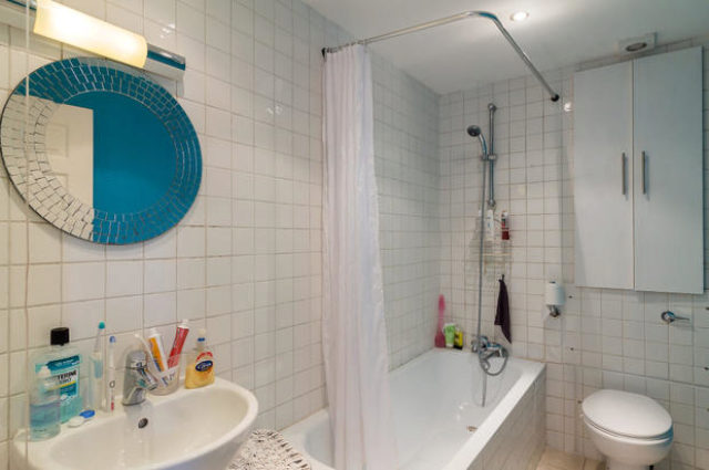  Image of 2 bedroom Detached house for sale in Mapesbury Road London NW2 at 33 Mapesbury Road, London NW2