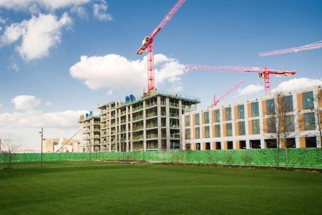  Image of 2 bedroom Flat for sale in Barrier Point Road London E16 at Sienna House, Royal Wharf, London E16