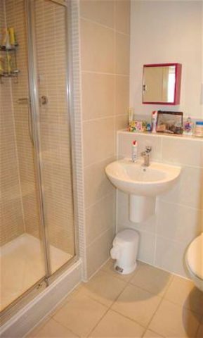  Image of 2 bedroom Flat to rent in Thirleby Road London NW7 at Thirleby Road, Mill Hill, London NW7