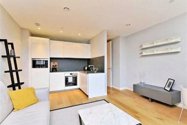  Image of 2 bedroom Flat to rent in Holland Street London SE1 at Neo Bankside, 70 Holland Street, Bankside, London SE1