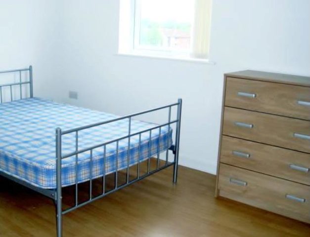  Image of 2 bedroom Flat to rent in Pilgrims Way Salford M50 at Ladywell Point, Pilgrims Way, Salford M50