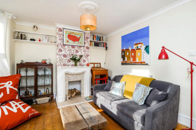  Image of 2 bedroom Terraced house for sale in Sladedale Road London SE18 at Sladedale Road, London SE18
