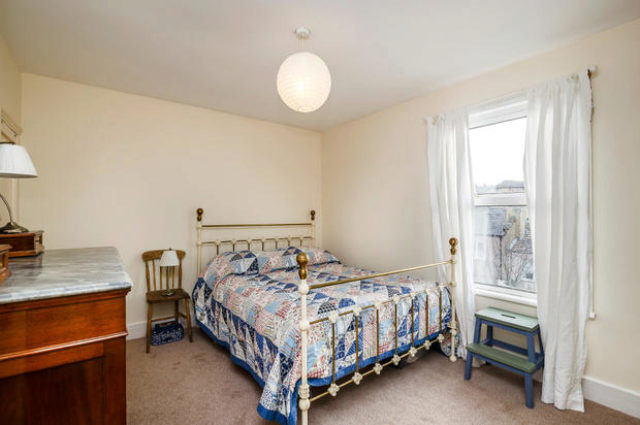  Image of 2 bedroom Terraced house for sale in Sladedale Road London SE18 at Sladedale Road, London SE18