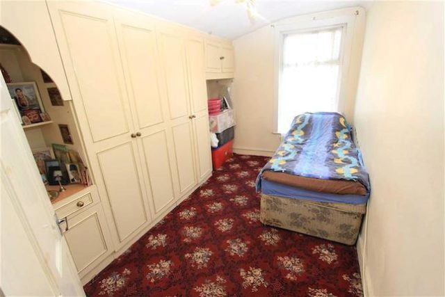  Image of 3 bedroom Property to rent in Green Lane Ilford IG1 at Green Lane, Ilford, Essex IG1