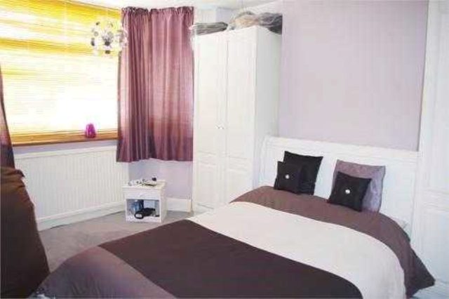  Image of 3 bedroom Terraced house for sale in Walden Avenue Chislehurst BR7 at Walden Avenue, Chislehurst BR7