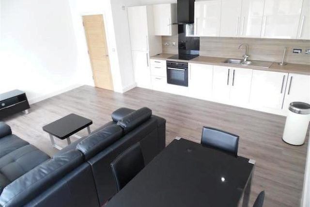  Image of 4 bedroom Terraced house to rent in Manchester Road London E14 at Manchester Road, Isle Of Dogs E14