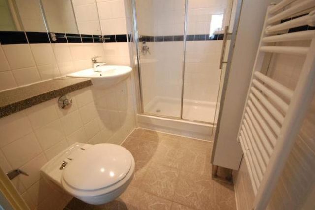  Image of 4 bedroom Terraced house to rent in Manchester Road London E14 at Manchester Road, Isle Of Dogs E14