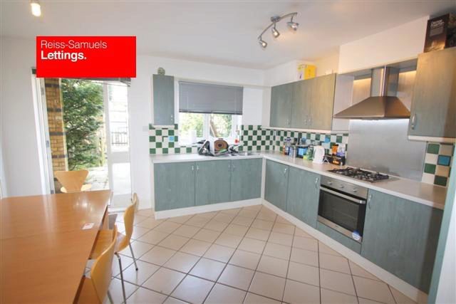 Image of 5 bedroom Town House to rent in Ferry Street London E14 at Ferry Street, Isle Of Dogs E14, Isle Of Dogs,