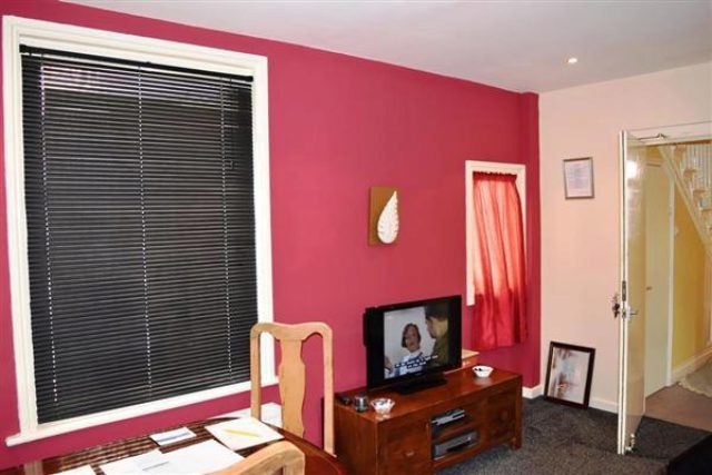  Image of 1 bedroom Room to rent in Queensland Road Southbourne Bournemouth BH5 at Queensland Road, Southbourne, Bournemouth BH5