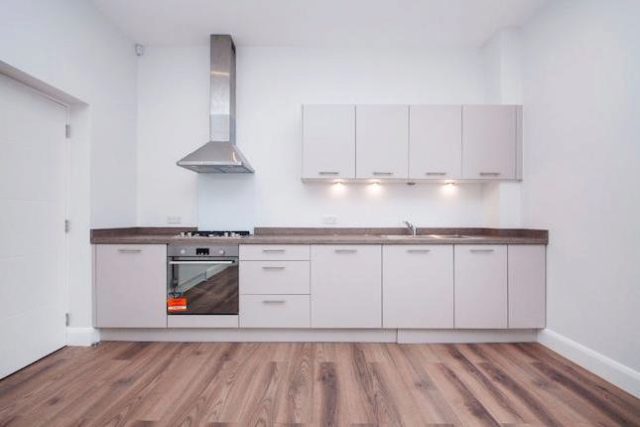  Image of 1 bedroom Flat to rent in Park Road Kingston upon Thames KT2 at Park Road, Kingston Upon Thames KT2