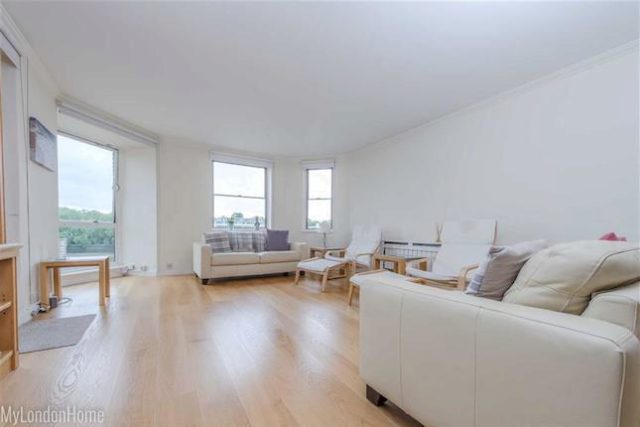  Image of 1 bedroom Flat to rent in Nine Elms Lane London SW8 at Riverside Court, Nine Elms Lane, Vauxhall, London SW8