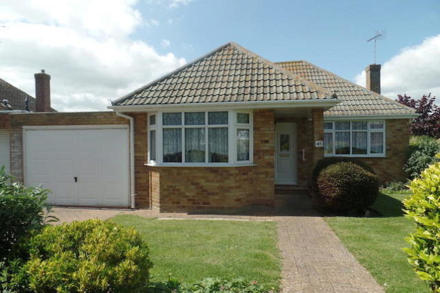  Image of 2 bedroom Detached Bungalow for sale in Easton Way Frinton-on-Sea CO13 at Easton Way, Frinton-On-Sea CO13