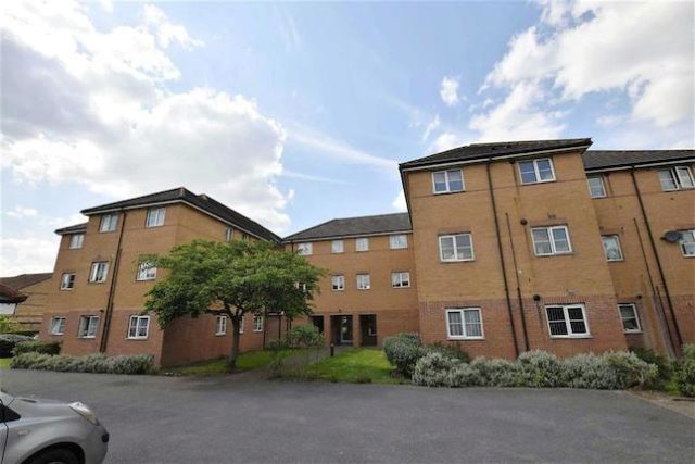  Image of 2 bedroom Flat for sale in Field Mead London NW9 at Field Mead, London, London NW9