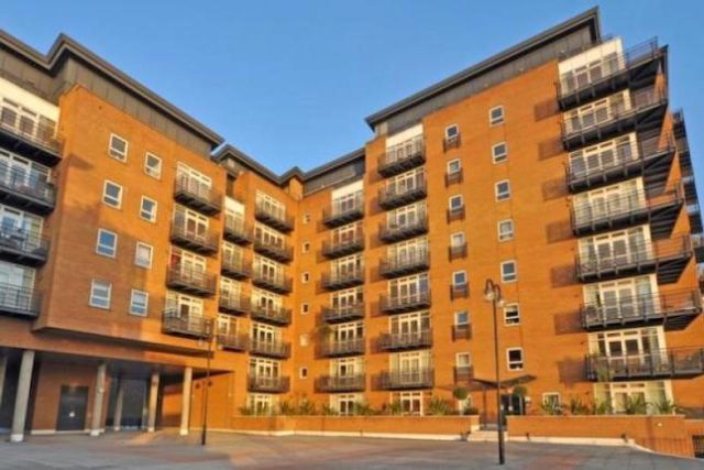  Image of 2 bedroom Flat to rent in Langbourne Place London E14 at Langbourne Place, London E14