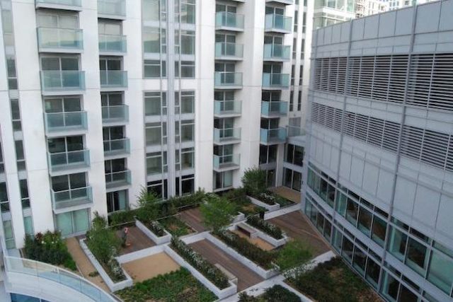  Image of 2 bedroom Flat to rent in Pan Peninsula Square London E14 at Pan Peninsula Square, London E14