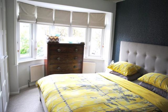  Image of 3 bedroom Detached house for sale in Devon Road Swindon SN2 at Devon Road, Swindon SN2