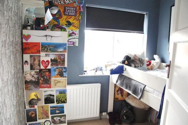  Image of 3 bedroom Detached house for sale in Devon Road Swindon SN2 at Devon Road, Swindon SN2