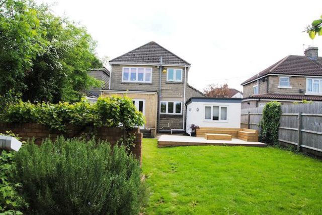  Image of 3 bedroom Detached house for sale in Devon Road Swindon SN2 at Devon Road, Swindon SN2
