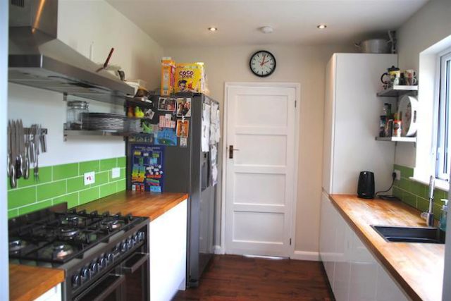  Image of 3 bedroom Detached house for sale in Devon Road Swindon SN2 at Devon Road, Swindon SN2