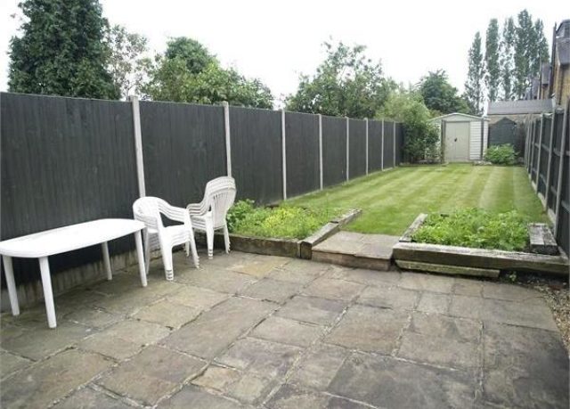 Image of 2 bedroom Cottage for sale in Chessington Road Ewell Epsom KT19 at Chessington Road, West Ewell, Epsom KT19