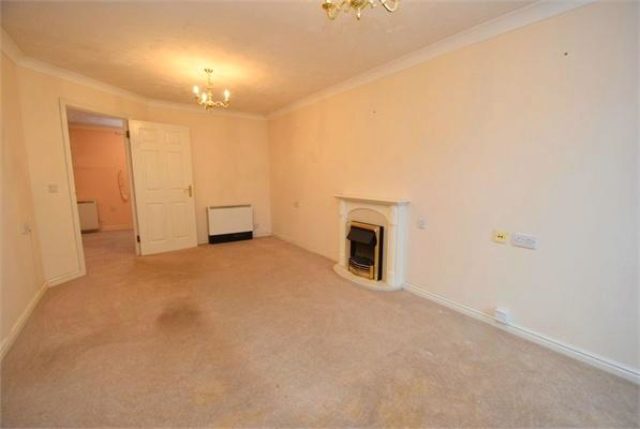  Image of 1 bedroom Flat for sale in Queen Street Ramsgate CT11 at Queen Street, Ramsgate, Kent CT11
