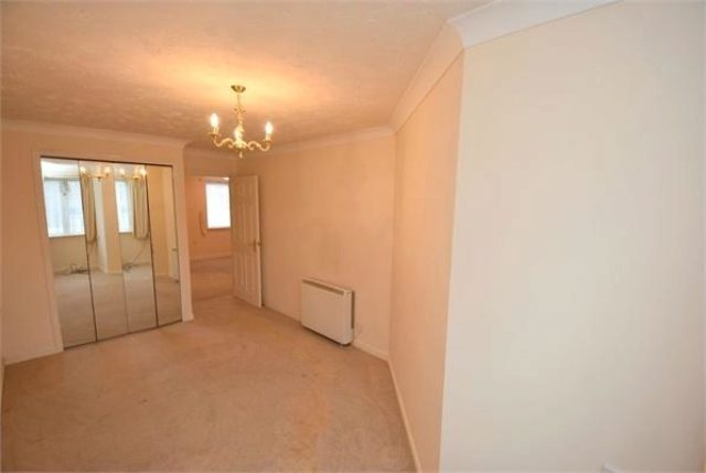  Image of 1 bedroom Flat for sale in Queen Street Ramsgate CT11 at Queen Street, Ramsgate, Kent CT11