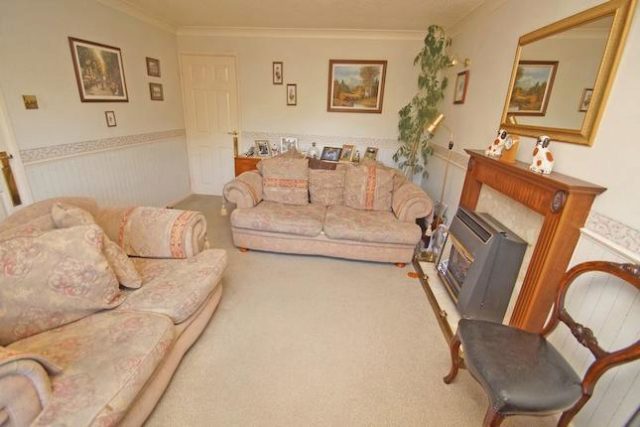  Image of 3 bedroom Detached house for sale in Harvest Close Stoke Heath Bromsgrove B60 at Harvest Close, Stoke Heath, Bromsgrove B60