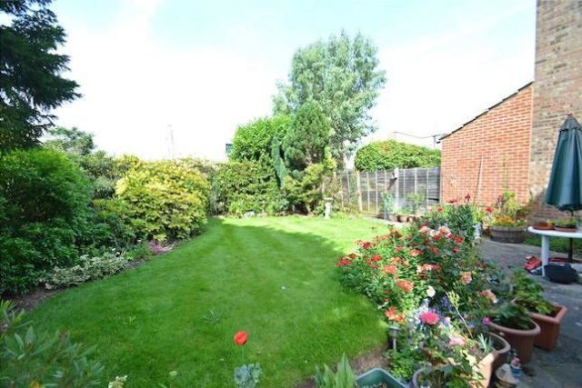  Image of 3 bedroom Terraced house for sale in Regency Walk Croydon CR0 at Markham Court, Regency Walk, Croydon CR0