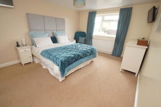  Image of 4 bedroom Terraced house for sale in Pennine Road Bromsgrove B61 at Pennine Road, Bromsgrove B61