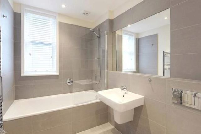  Image of 1 bedroom Flat to rent in Hamlet Gardens London W6 at Hamlet Gardens, London W6