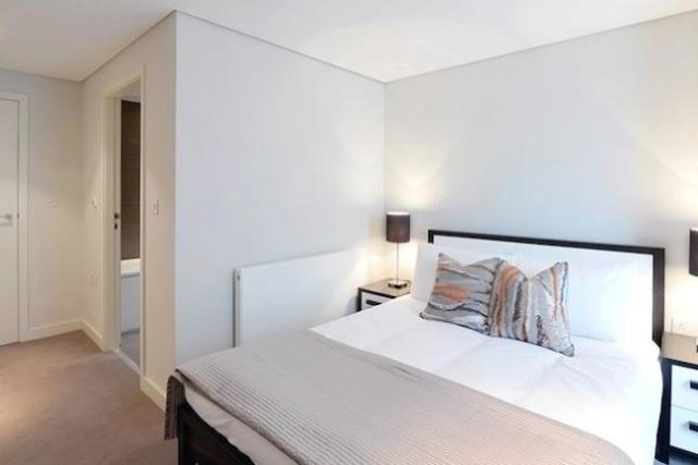 Image of 2 bedroom Flat to rent in Merchant Square East London W2 at Merchant Square East, London W2