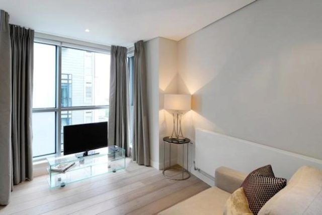  Image of 2 bedroom Flat to rent in Merchant Square East London W2 at Merchant Square East, London W2