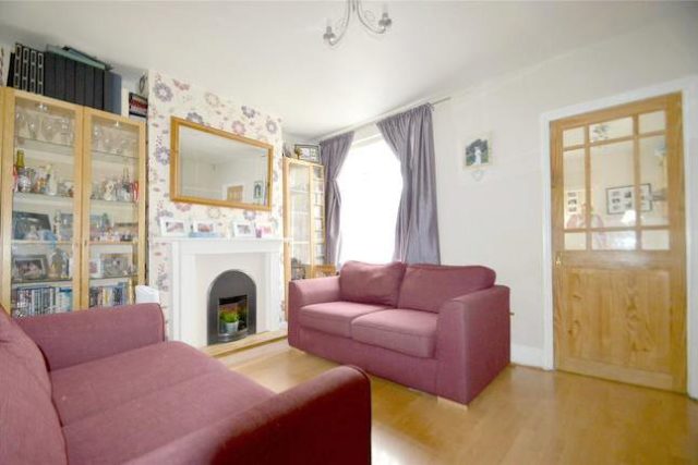 Image of 2 bedroom Terraced house for sale in Addington Road Croydon CR0 at Addington Road, Croydon CR0