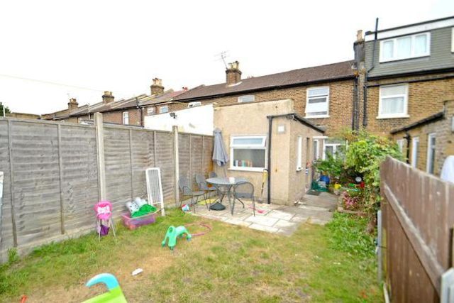  Image of 2 bedroom Terraced house for sale in Addington Road Croydon CR0 at Addington Road, Croydon CR0
