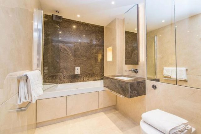  Image of 1 bedroom Flat to rent in Park Street London SW6 at Countess House, Chelsea Creek, London SW6
