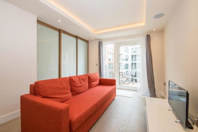 Image of 1 bedroom Flat to rent in Park Street London SW6 at Countess House, Chelsea Creek, London SW6