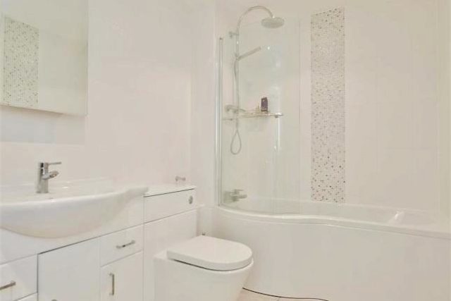  Image of 2 bedroom Flat to rent in Westminster Bridge Road London SE1 at Walpole House, Westminster Square, London SE1