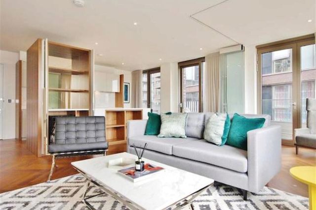  Image of 2 bedroom Flat to rent in Kirtling Street London SW8 at Capital Building, Embassy Gardens, Nine Elms, London SW8
