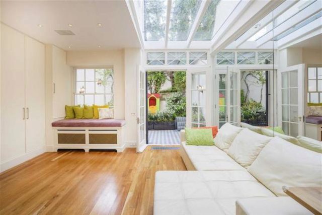  Image of 4 bedroom Property to rent in South Eaton Place London SW1W at South Eaton Place, Belgravia, London SW1W