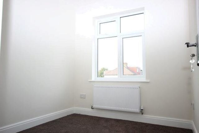  Image of 5 bedroom Semi-Detached house to rent in Pinner Road North Harrow Harrow HA1 at Pinner Road, North Harrow, Harrow HA1