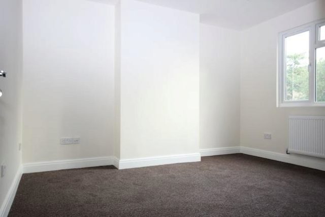  Image of 5 bedroom Semi-Detached house to rent in Pinner Road North Harrow Harrow HA1 at Pinner Road, North Harrow, Harrow HA1