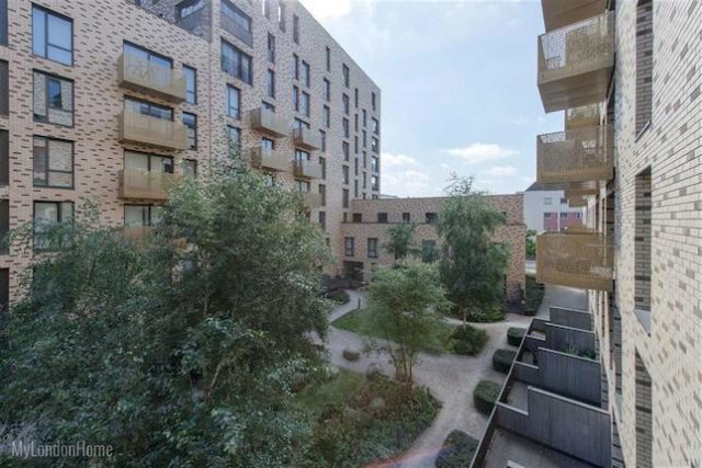  Image of 1 bedroom Flat to rent in Nelson Walk London E3 at 17 Nelson Walk, Bow, London E3