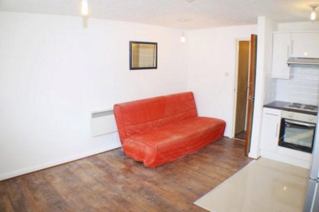  Image of 1 bedroom Flat to rent in Ambassador Square London E14 at Ambassador Square, London E14